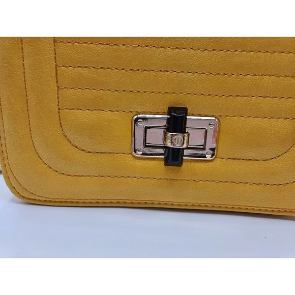 Mellow World Paola Yellow Quilted Turnlock Chain Handle Purse Bag‎ Handbag - Picture 3 of 12